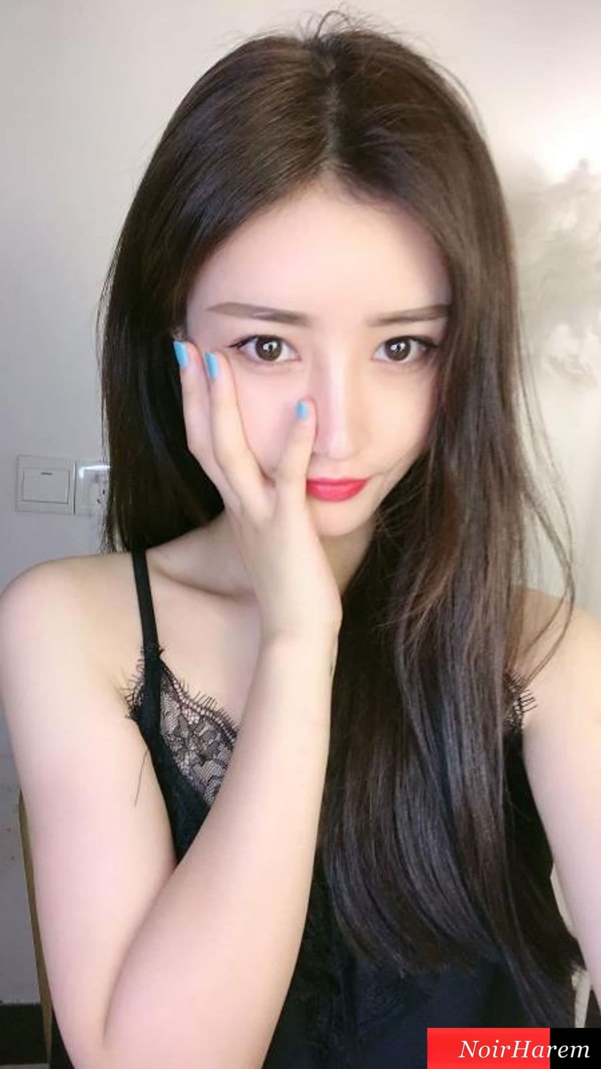 QianQian-千千 — 1